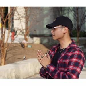 Meet your Posher, Thanh